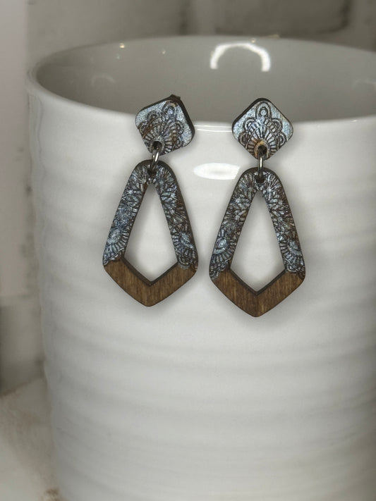 Fancy 2 pc Toole Cut out Western Dangle Earrings