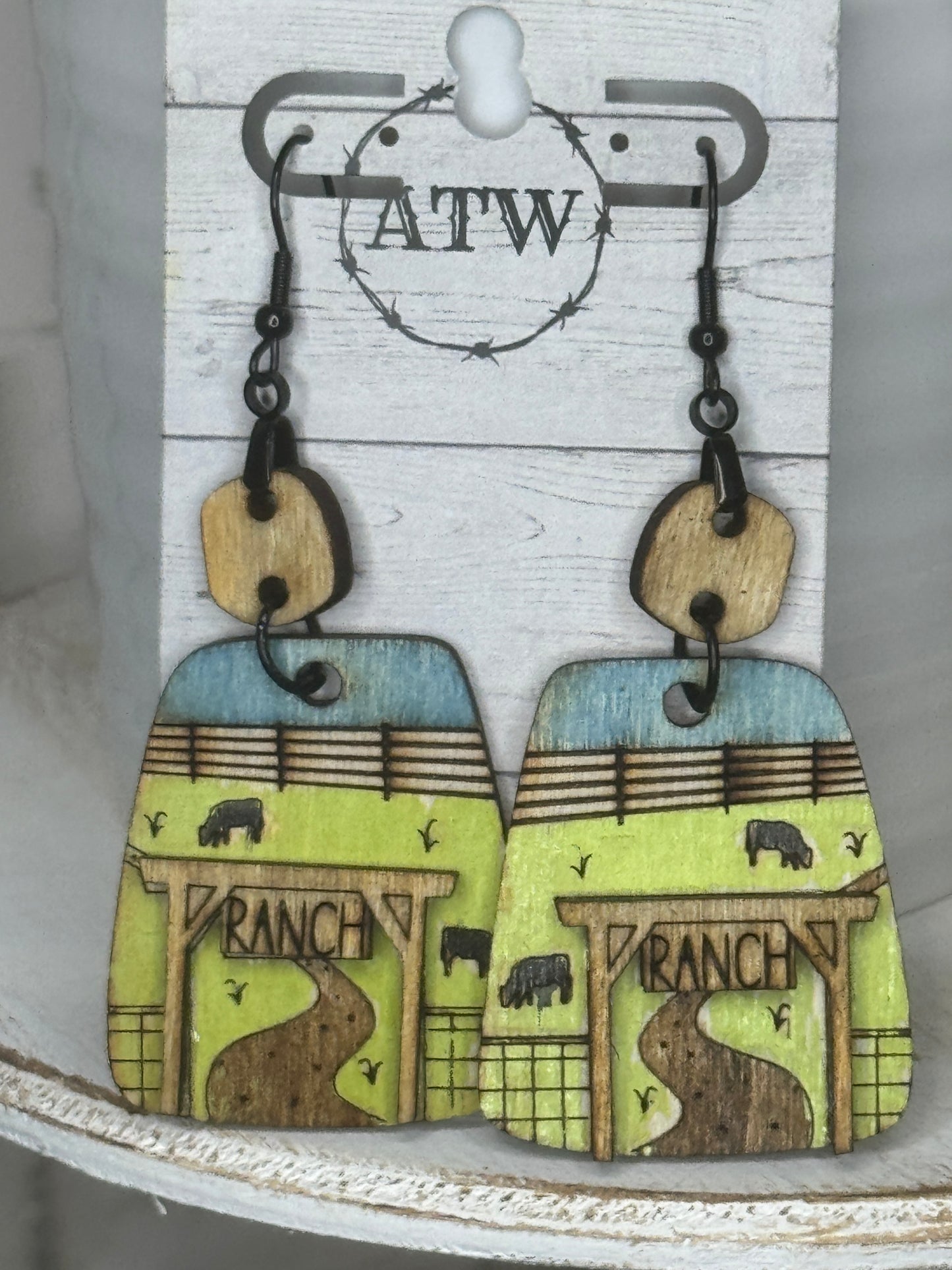 2 Pc Ranch Scene Dangle Earrings